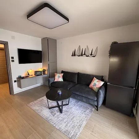 Apartman Fuer 5 Personen Ca 60 Qm In Njivice, Kvarner Bucht Krk