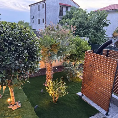 Fuer 5 Personen Ca 60 Qm In Njivice, Kvarner Bucht Krk Apartman